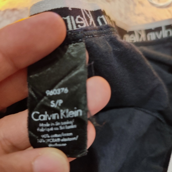 Calvin Klein panty - Picture 2 of 2